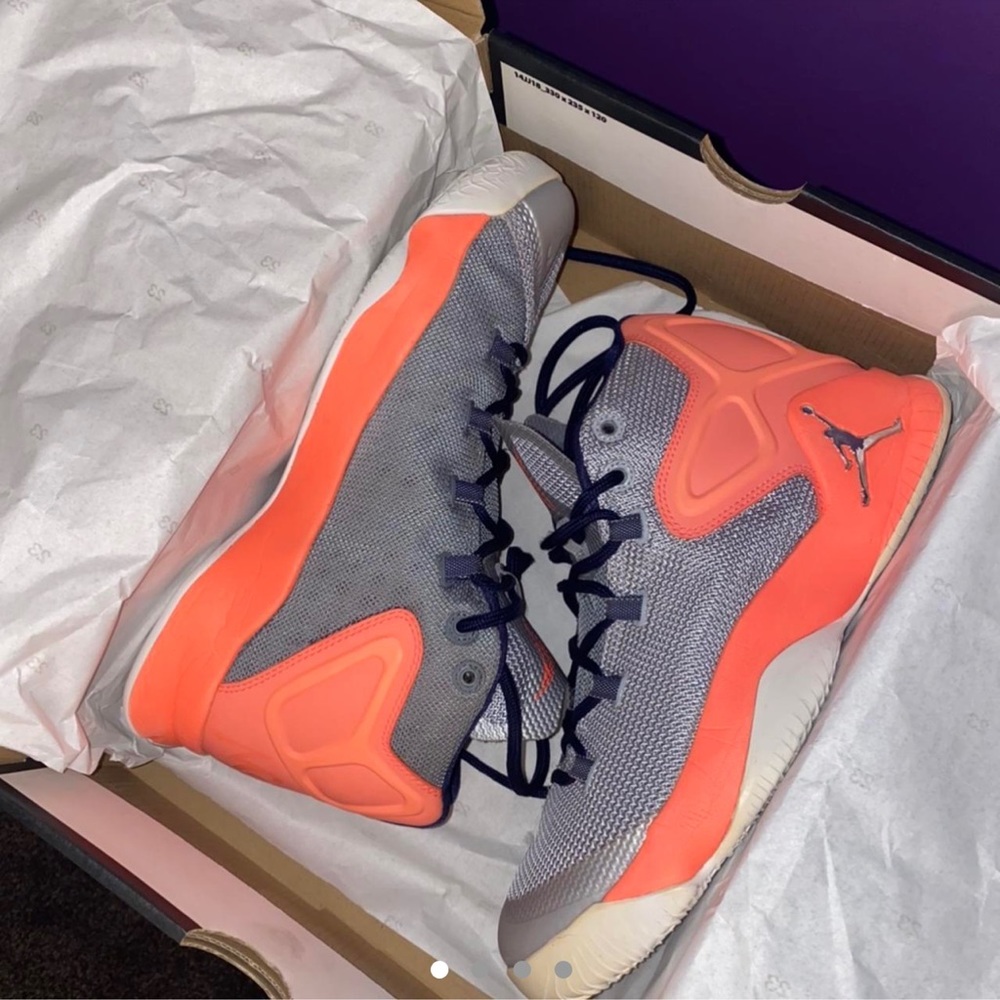 Nike Jordan Melo M12